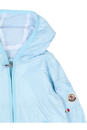 giacca con cappuccio azzurra MONCLER KIDS | L19511A0001653A5E711